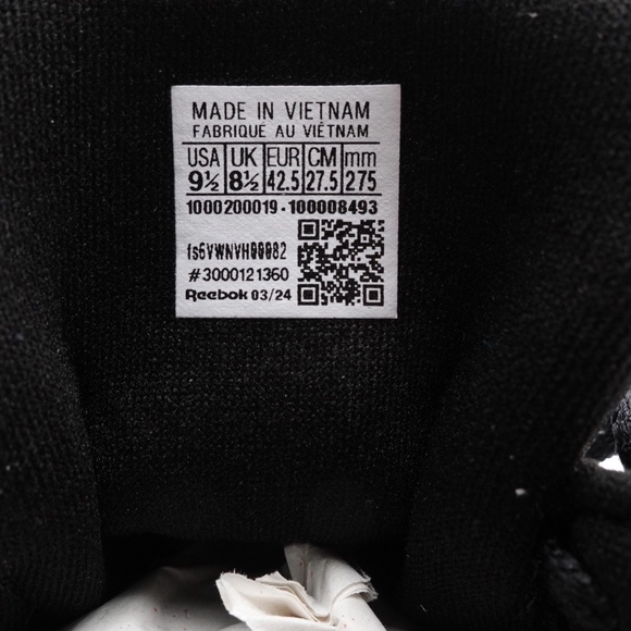 NEW Size 9.5 Men's Reebok Classic Leather Sneakers 100008493/GY0954 Black/Gum - Picture 2 of 8